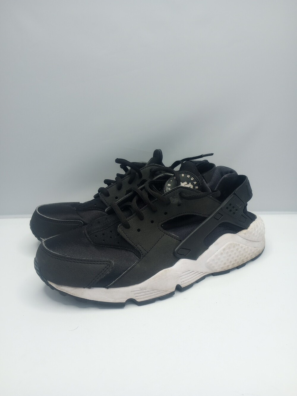 Nike Air Huarache Run Womens Size 8 Black Athletic Shoes Sneakers 634835-006